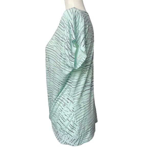 Lot of 4 Womens Apt 9 Liz Claiborne Shirts Blouses Short Sleeve Tops, Size Large - Picture 3 of 16